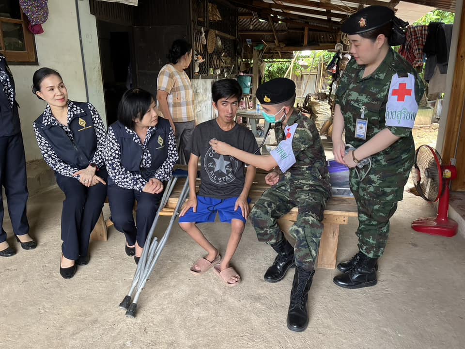 “ทหารพระราชา หน่วยแพทย์อาสาบำบัดทุกข์ บำรุงสุข สร้างรอยยิ้ม ดูแลประชาชนครอบคลุมทุกพื้นที่”