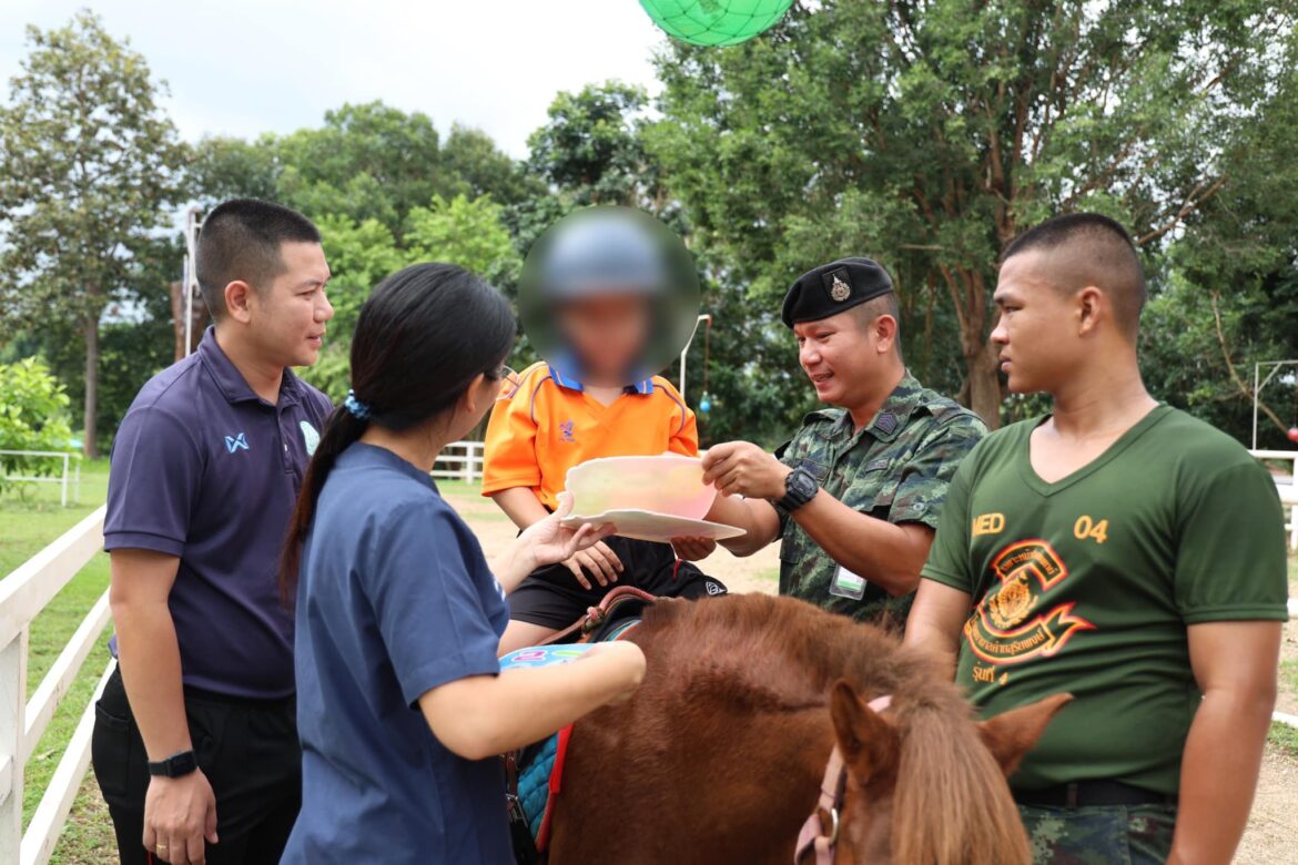 “โครงการอาชาบำบัด เพื่อให้น้องๆ ได้รับโอกาสและพัฒนาการที่ดีขึ้น ช่วยเสริมสร้างฟื้นฟู ความสมดุลทั้งร่างกายและจิตใจที่ดีให้แก่น้องๆ ได้ดีขึ้น”