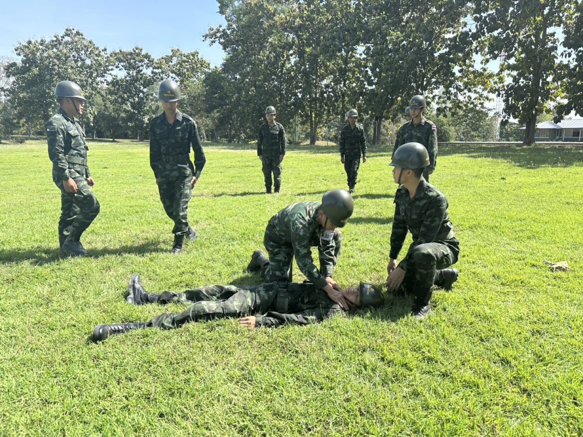 “บูรณาการความร่วมมือ ซักซ้อมแผนเผชิญเหตุ ต้านภัยโรคลมร้อน และเพื่อเตรียมความพร้อมในการรองรับทหารใหม่”