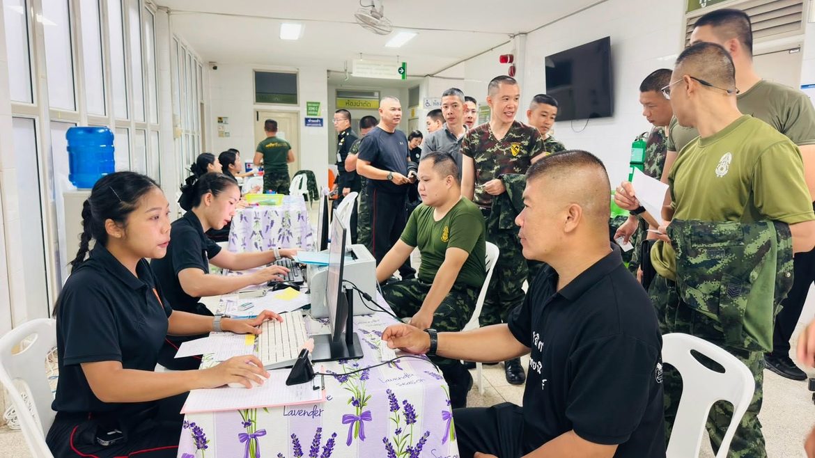 “โรงพยาบาลค่ายสุริยพงษ์ ตรวจร่างกาย-ประเมินสุขภาพจิตกำลังพล เสริมความพร้อมก่อนลุยภารกิจราชการสนาม”