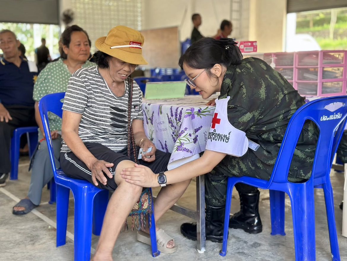 “หน่วยแพทย์เคลื่อนที่ ลงพื้นที่เยี่ยมบ้านทหารผ่านศึกทุพพลภาพ ดูแลวีรบุรุษทหารผ่านศึก และครอบครัว ในพื้นที่ห่างไกล”